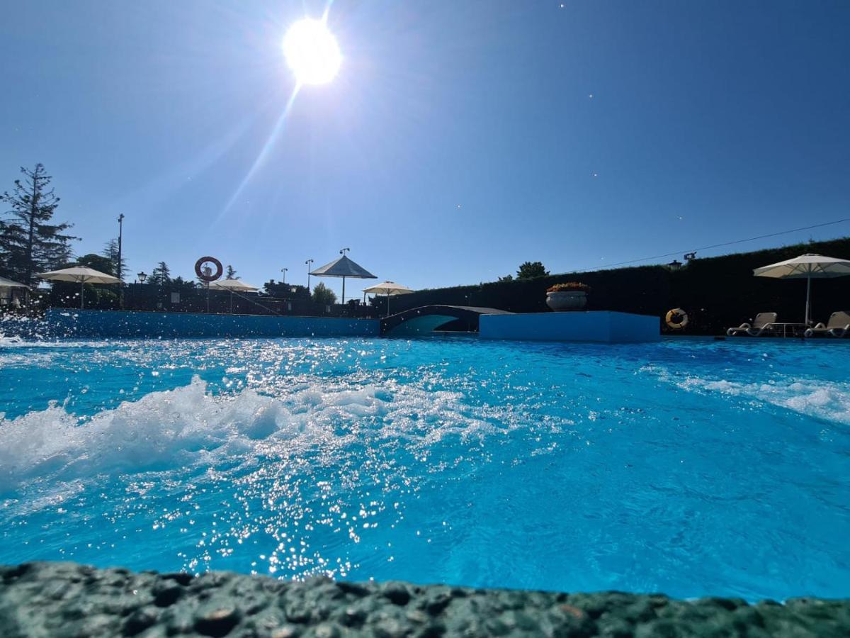 נאבאסראדה Hotel Rural Spa & Wellness Hacienda Los Robles מראה חיצוני תמונה