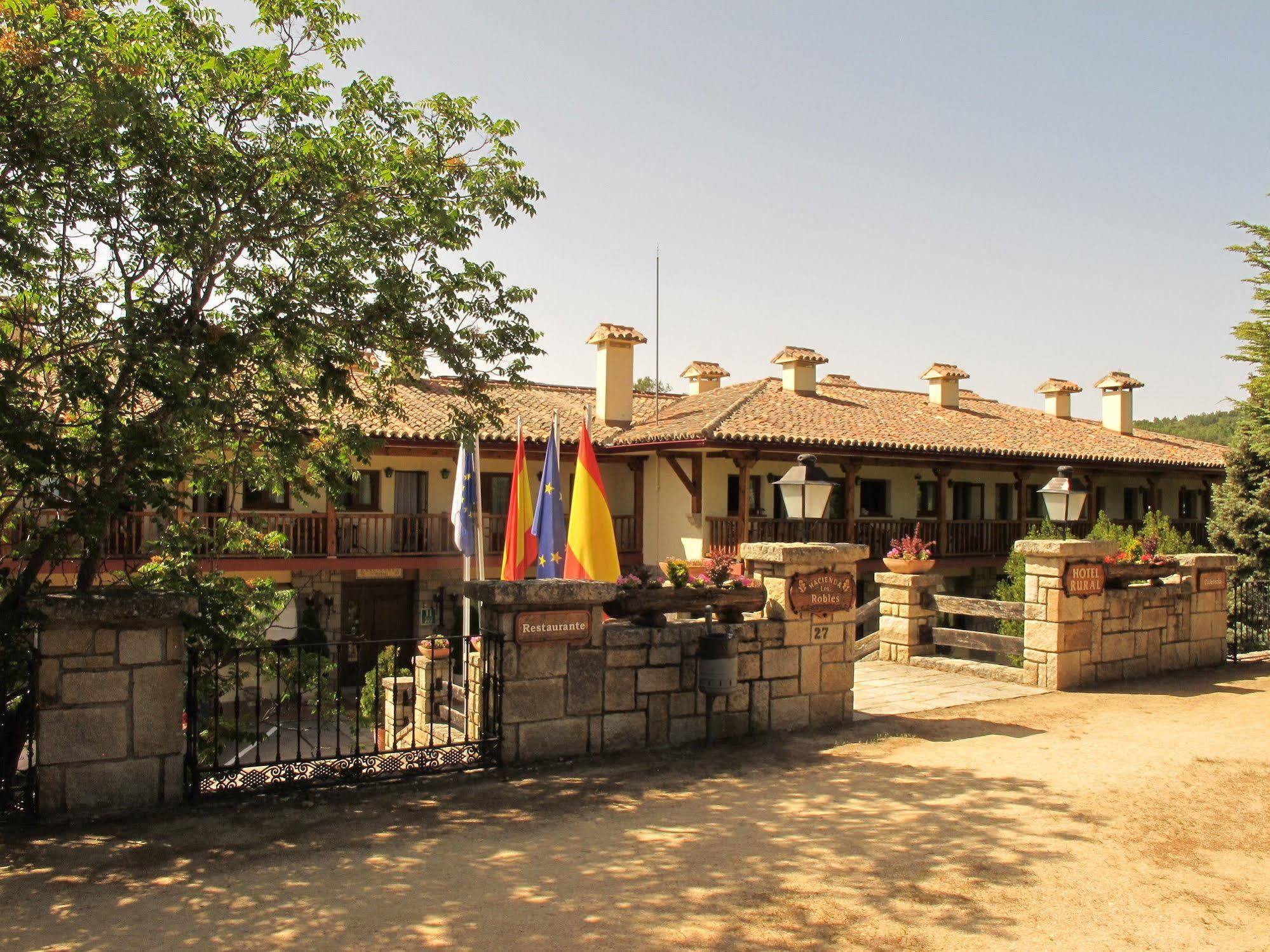 נאבאסראדה Hotel Rural Spa & Wellness Hacienda Los Robles מראה חיצוני תמונה
