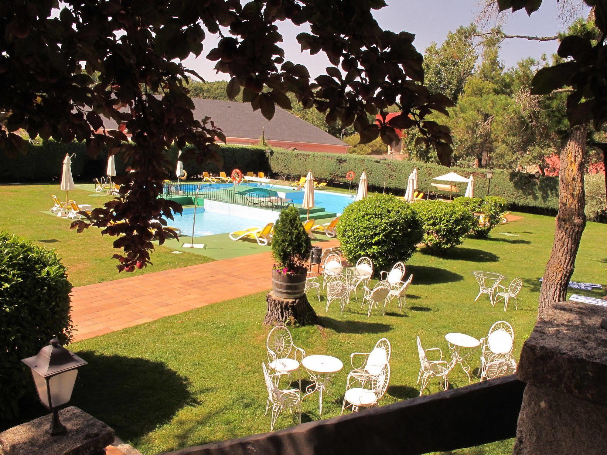 נאבאסראדה Hotel Rural Spa & Wellness Hacienda Los Robles מראה חיצוני תמונה